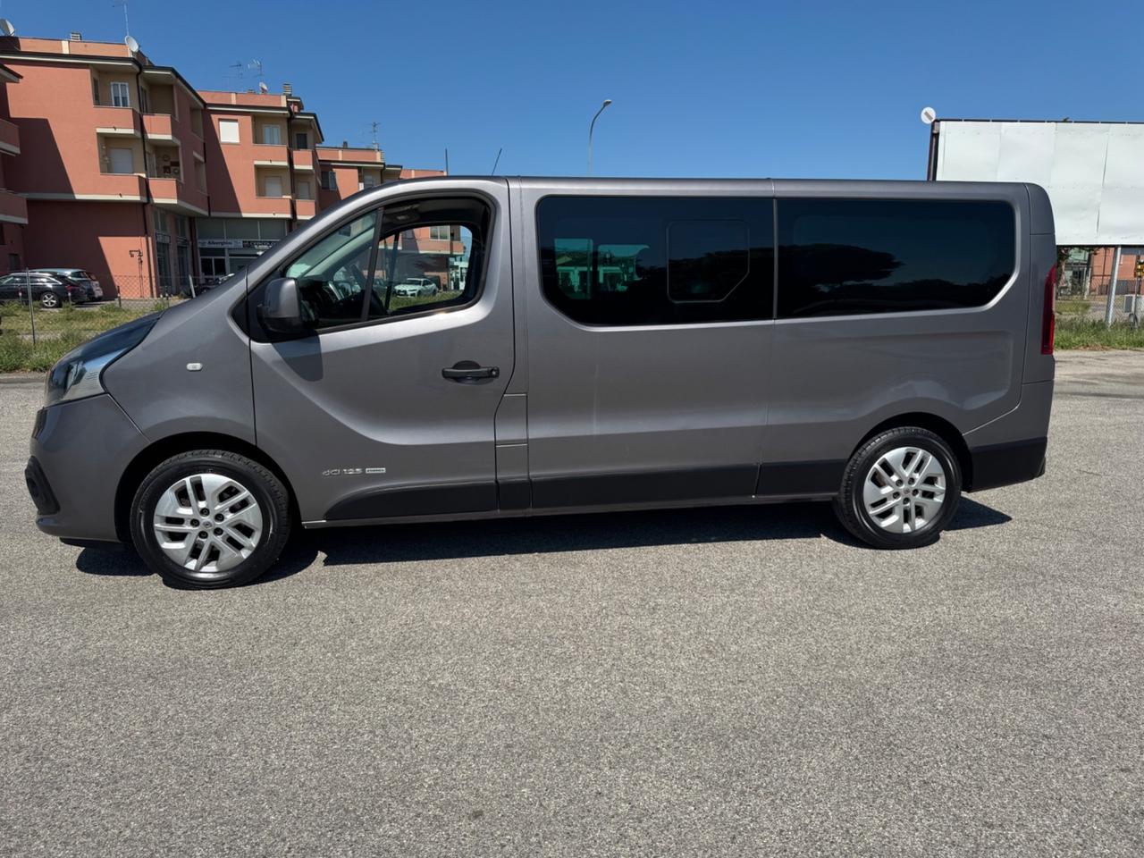 Renault Trafic T27 1.6 dCi 125CV S&S PC-TN Zen