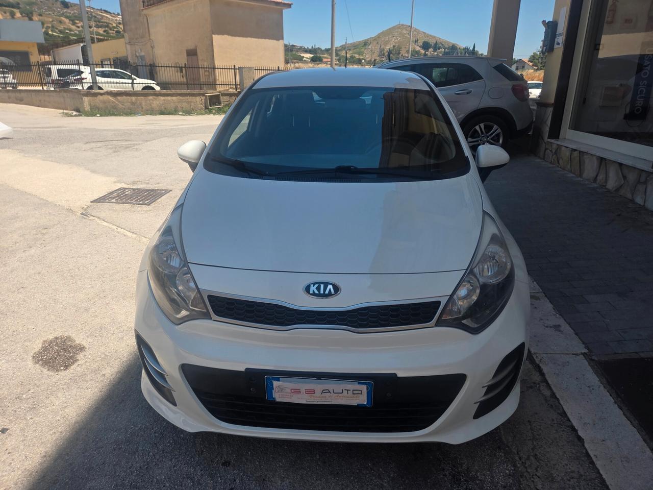KIA RIO 1.2 BENZINA 83 CV ANNO 2016 KM 110000 CERTIF
