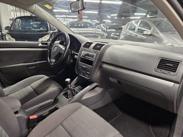 VOLKSWAGEN Golf 1.6 5p. Comfortline