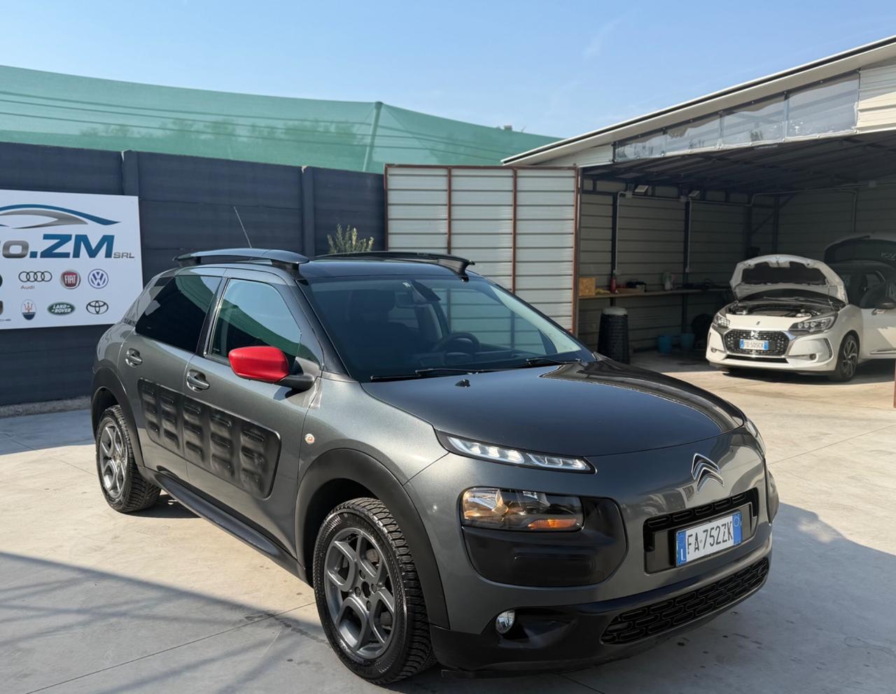 Citroen C4 Cactus BlueHDi 100 Shine