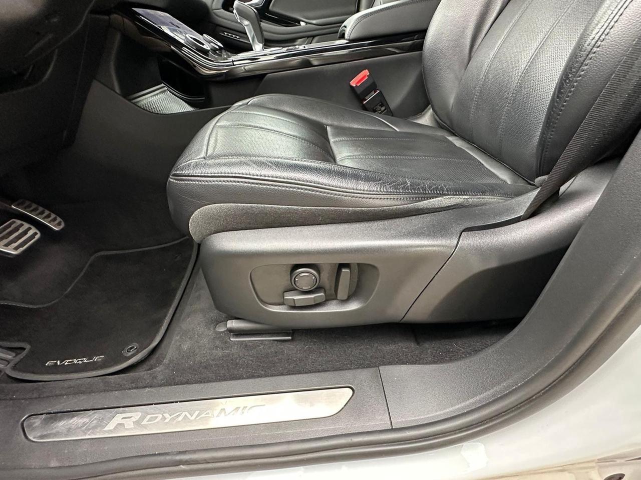 Land Rover Range Evoque 2.0D R-Dinamic 150 CV AWD Auto SE