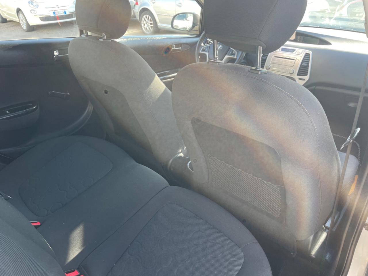 HYUNDAI iX20 1.4 DIESEL 75 (CV) 2012