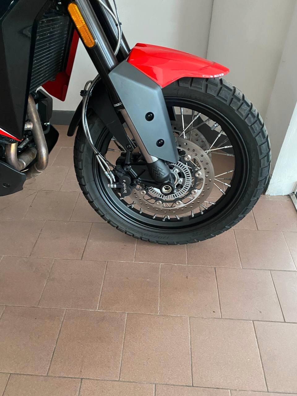 Moto Morini X-Cape 649
