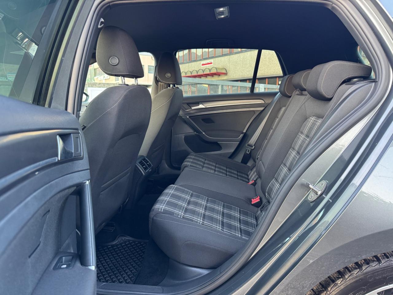 VOLKSWAGEN GOLF GTD 7.5 2.0 184 CV PERFETTA