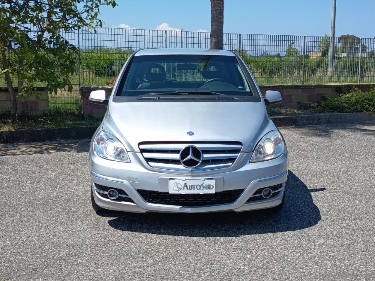 MERCEDES-BENZ B 200 CDI Premium