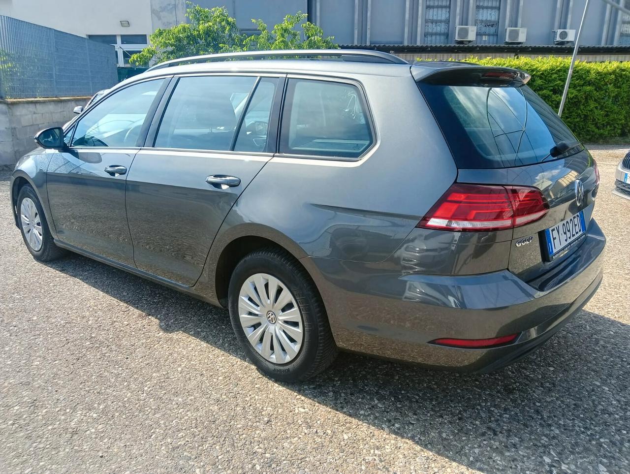 Volkswagen Golf Variant 1.6 TDI 115 CV Trendline BMT