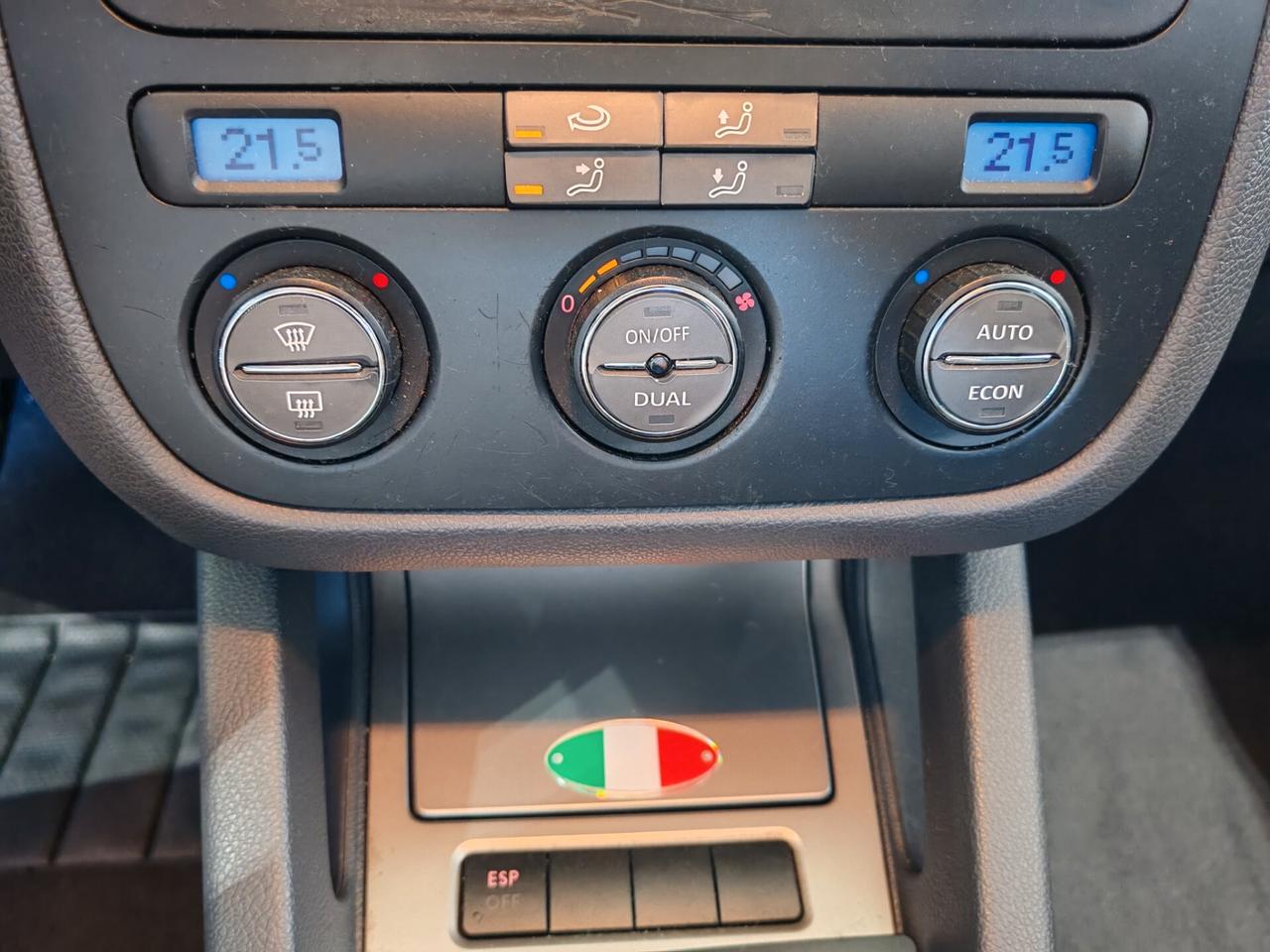 Volkswagen Golf 1.6 FSI 116 cv