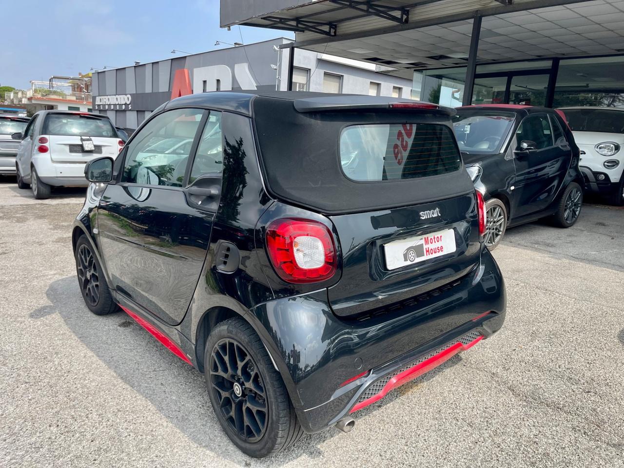 Smart ForTwo BRABUS 0.9 Turbo twinamic Urban runner