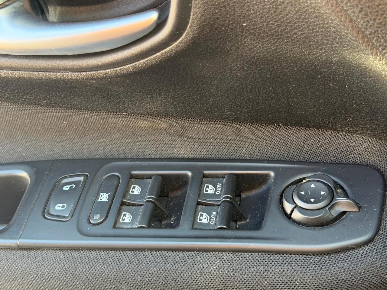Jeep Renegade 1.6 Mjt 120 CV Business NAVI - DISPLAY 8.4"