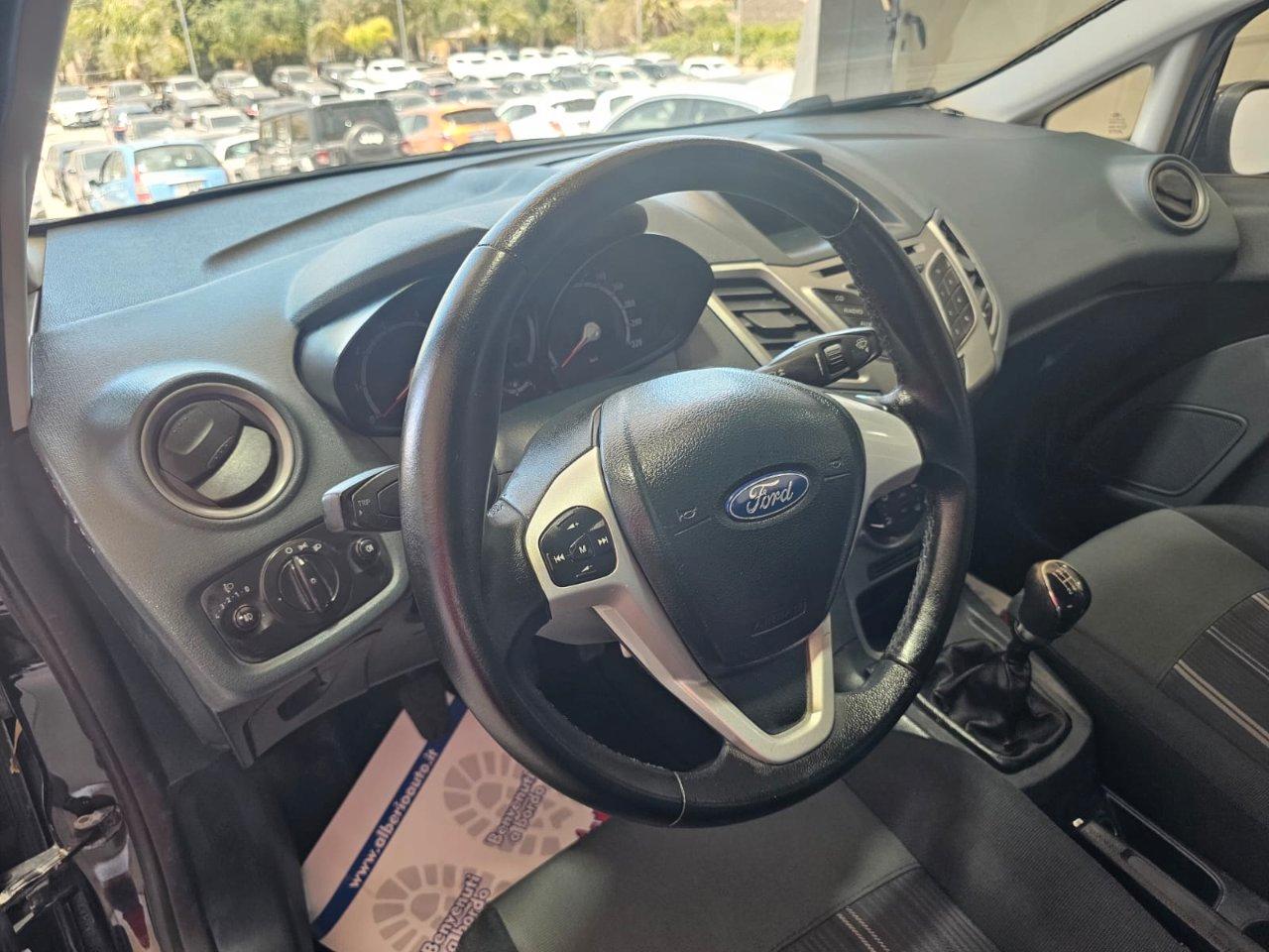 Ford Fiesta 5 Porte Fiesta 5p 1.2 B/GPL 16v Titanium 82cv