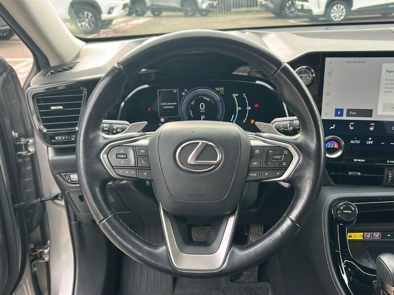 Lexus NX NX Plug-in 4WD Premium IVA ESPOSTA COMPRESA