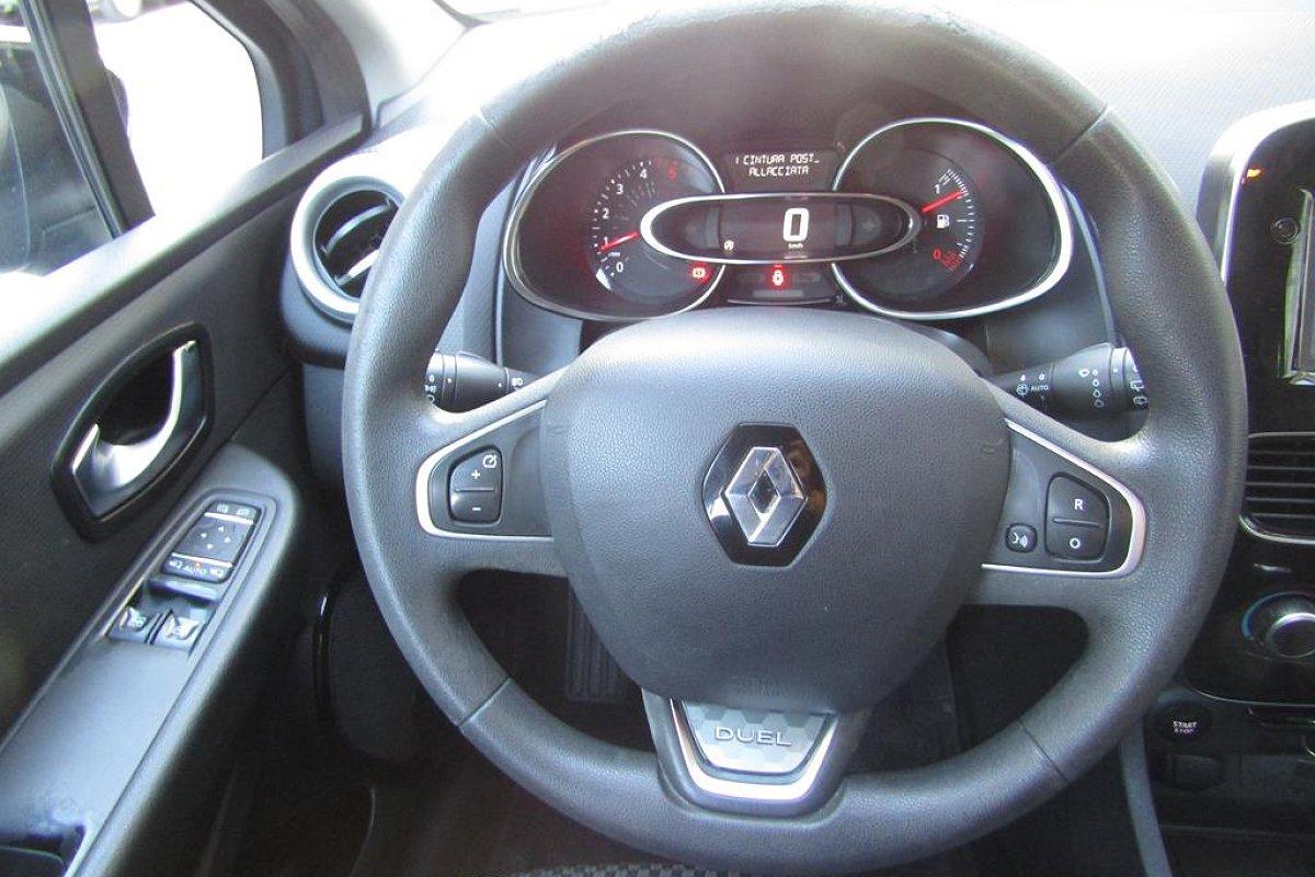 RENAULT Clio dCi 8V 90 CV Start&Stop 5 porte Energy Duel