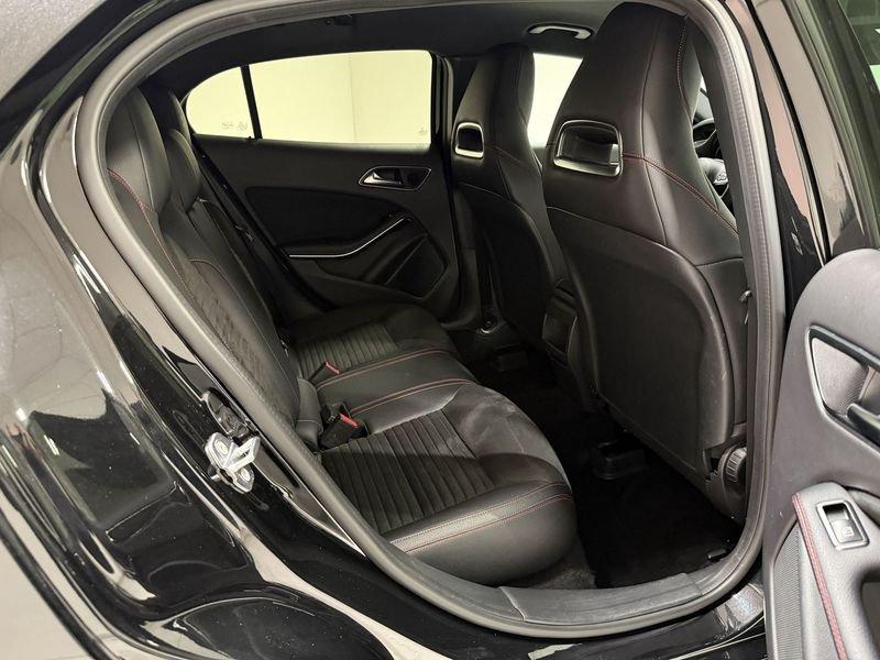 Mercedes-Benz GLA GLA 200 Premium AMG Night Edition