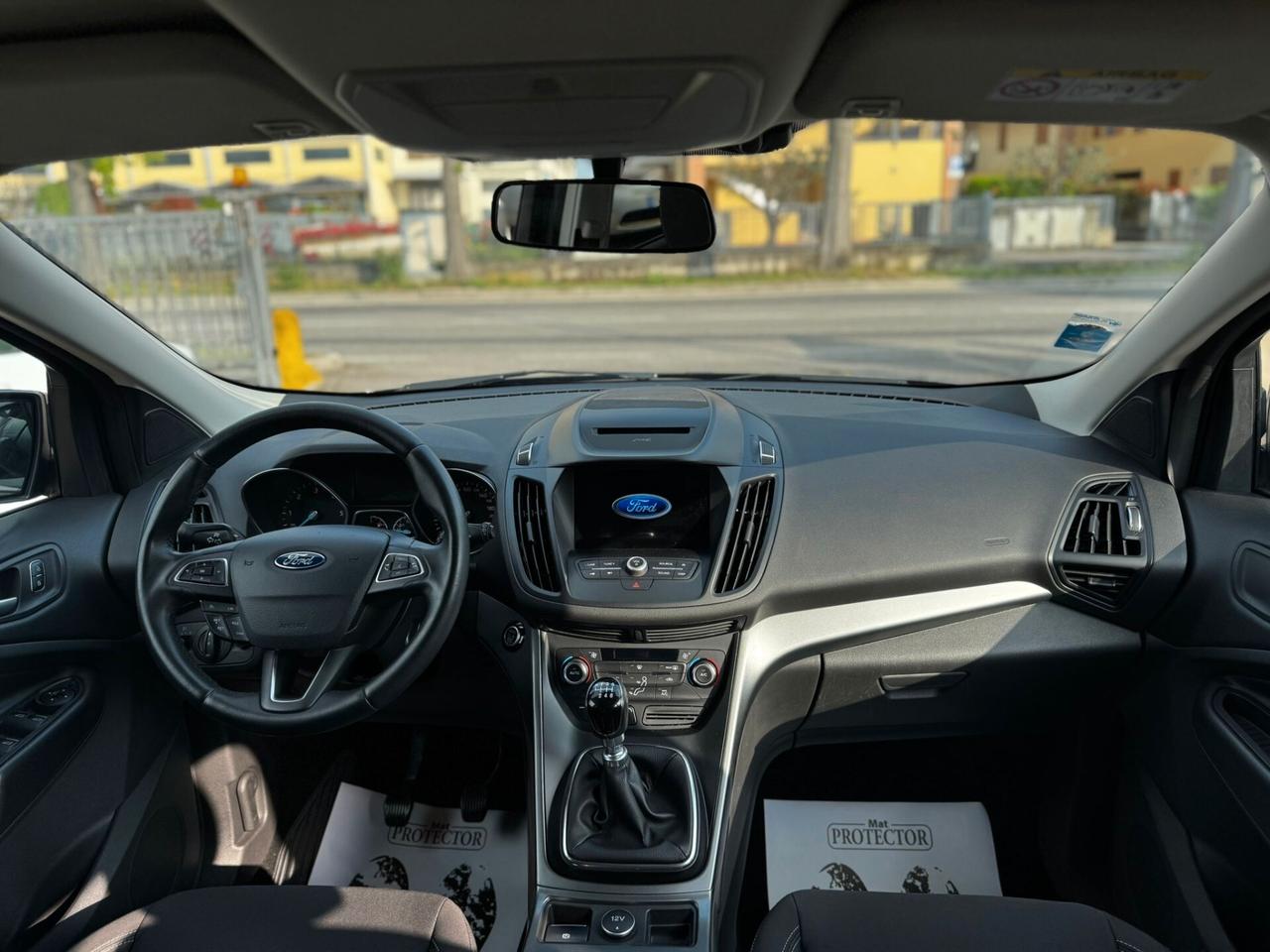 Ford Kuga 1.5 TDCI 120 CV S&S 2WD Titanium