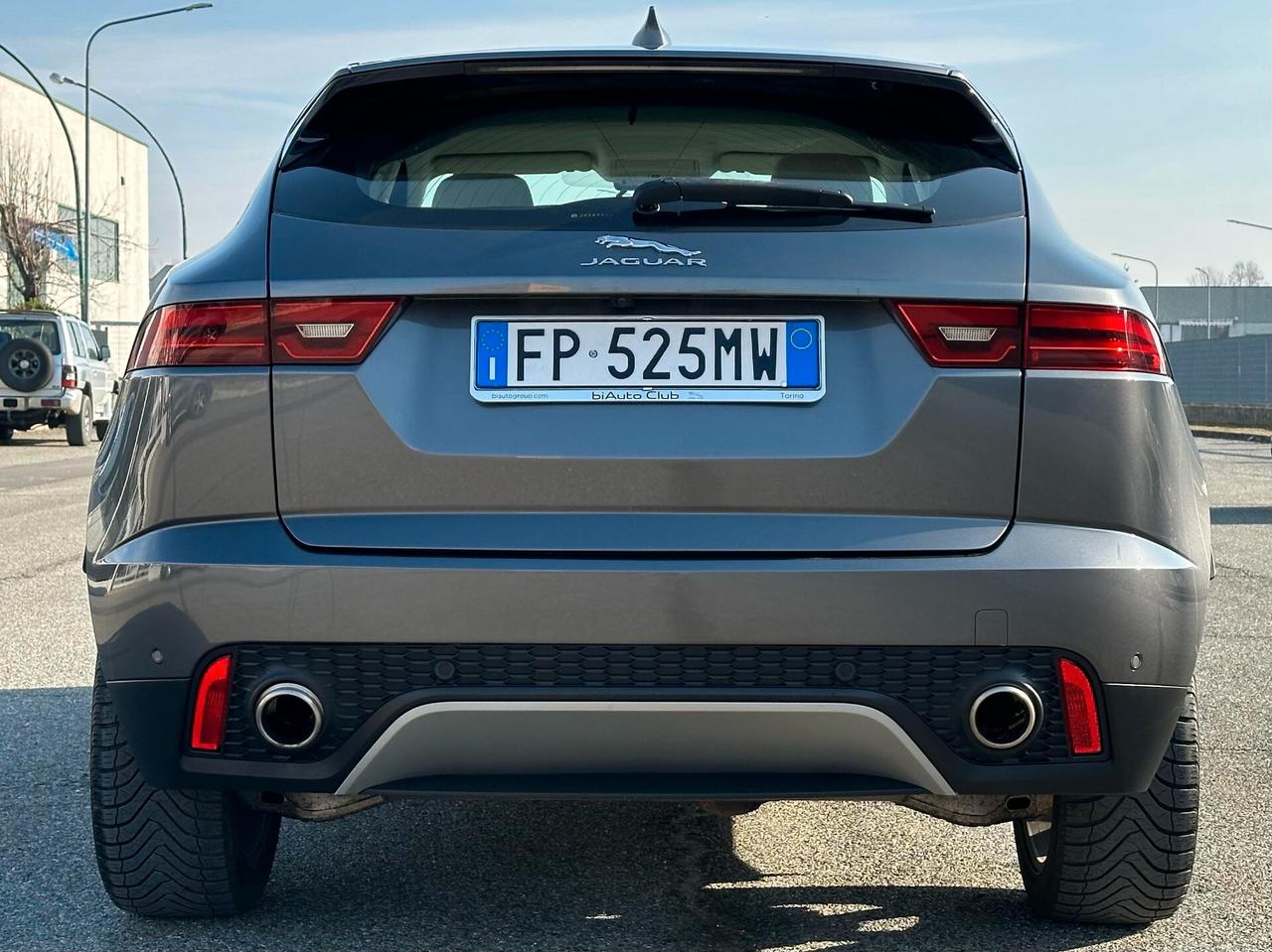 Jaguar E-Pace 2.0 AWD aut. R-Dynamic SE ** PROMO **