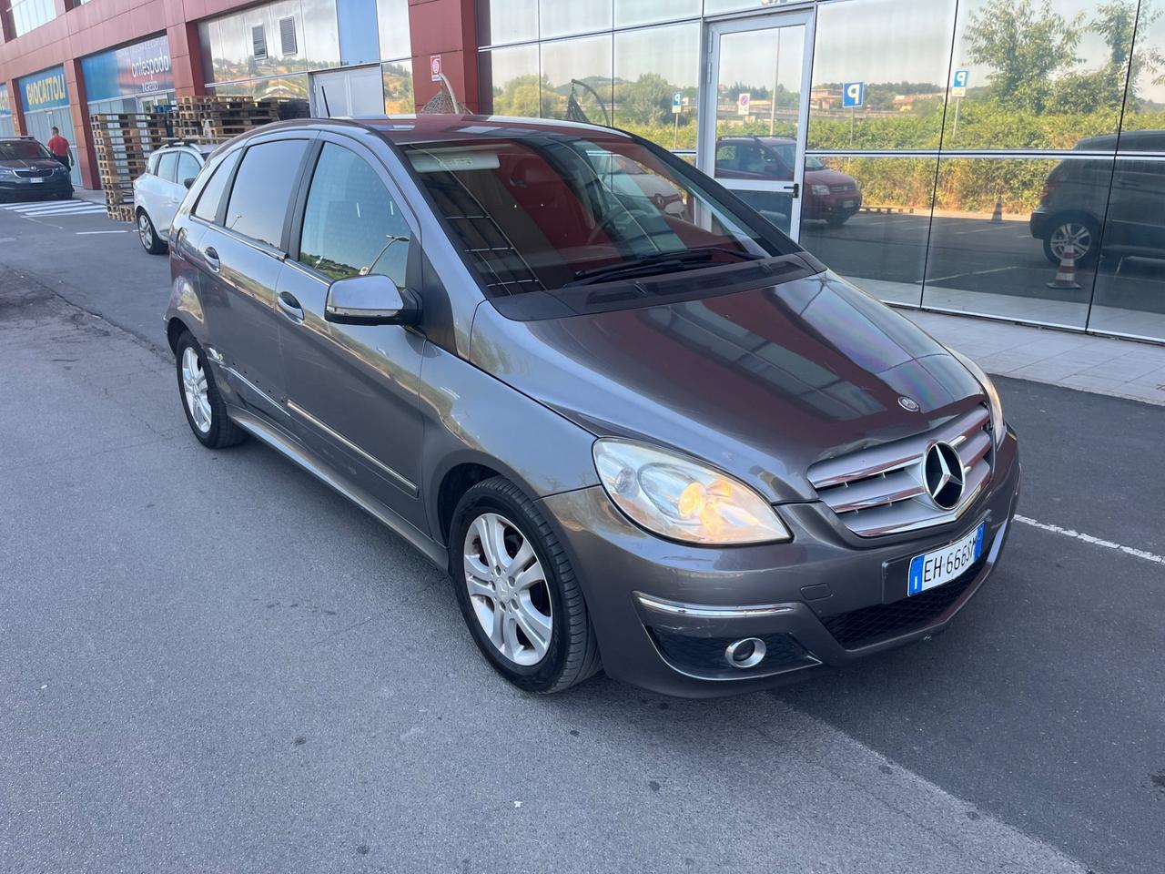 Mercedes-benz B 180 CDI PREMIUM 2011