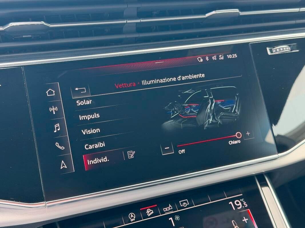 Audi Q8 50 TDI 286 CV quattro tiptronic