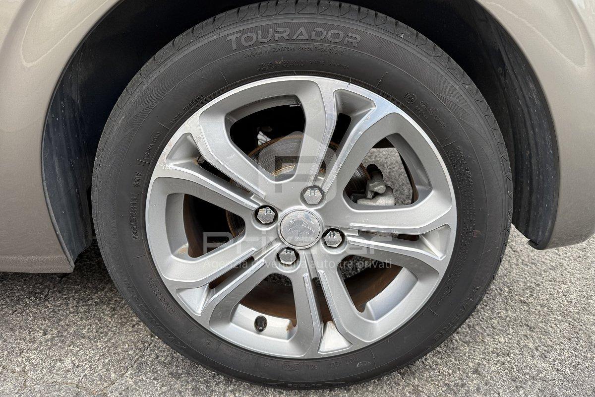 PEUGEOT 208 1° serie 1.6 VTi 120 CV 3 porte Allure