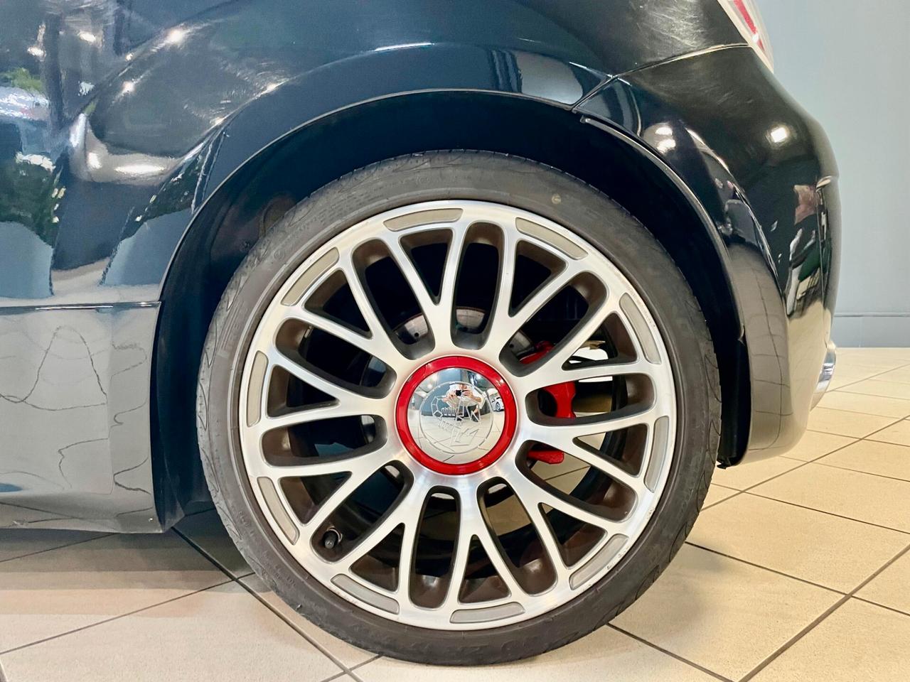 Abarth 500 C 1.4 Turbo T-Jet MTA Custom