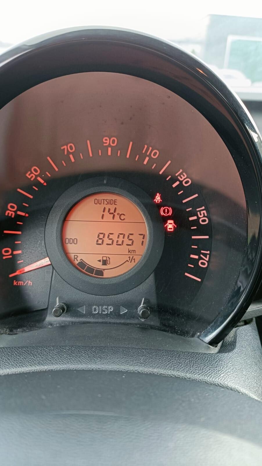 Toyota Aygo 1.0 VVT-i 69 CV 5 porte x-wave