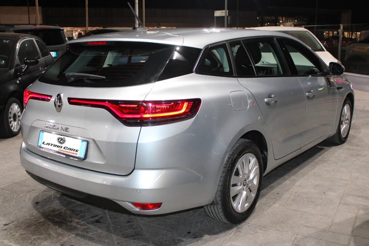 Renault Megane 1.5 blue dci Equilibre 115cv Con CARPLAY