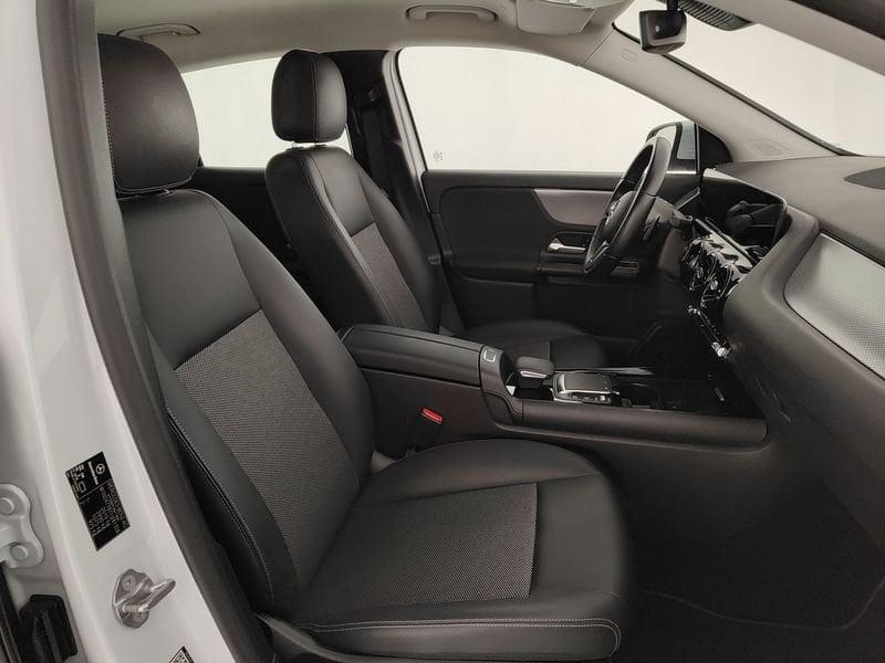 Mercedes-Benz GLA GLA 200 Automatic Business Extra IVA DEDUCIBILE