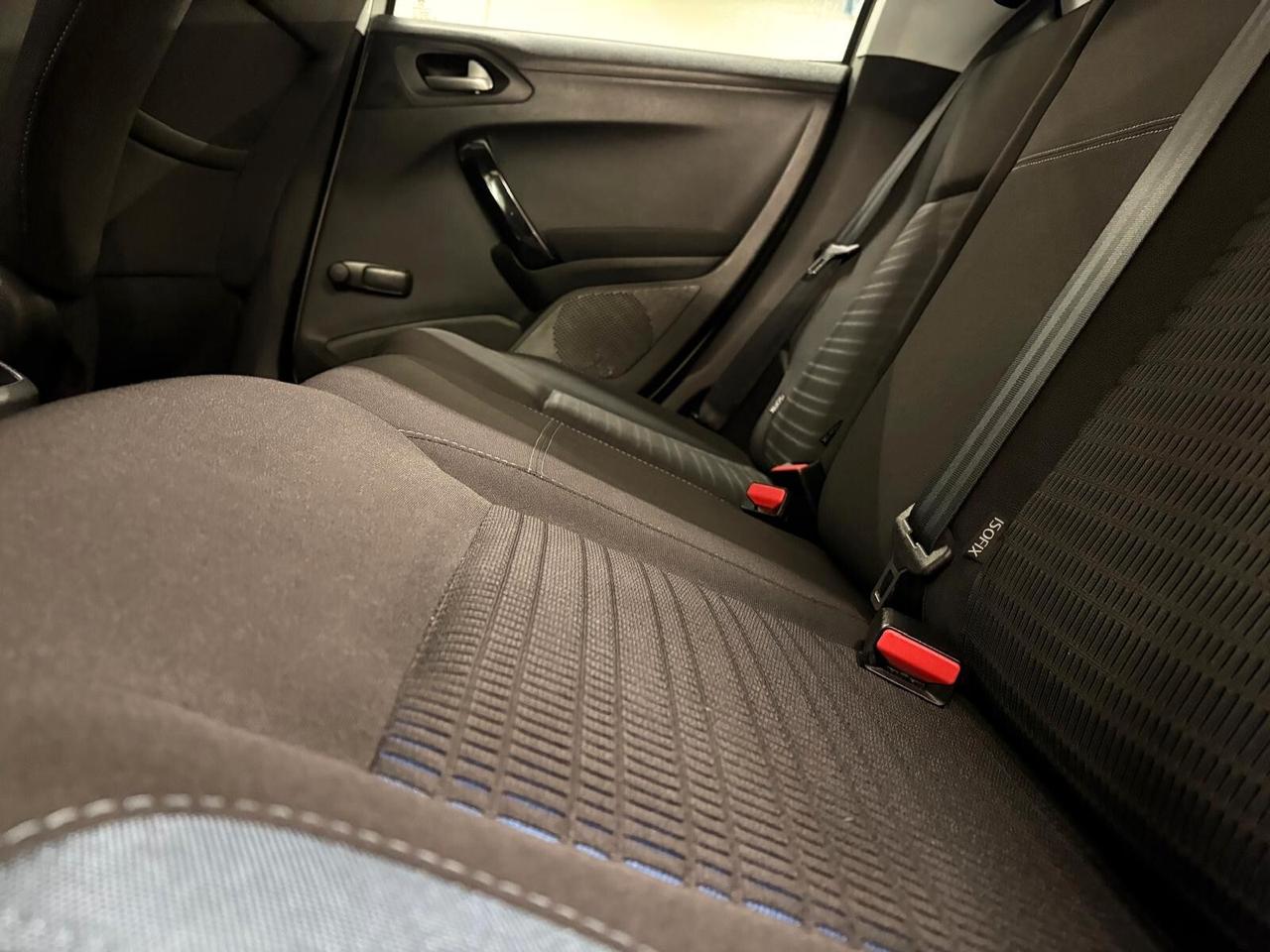 Peugeot 208 ALLURE 1.6 e-HDi 92 CV 5 porte