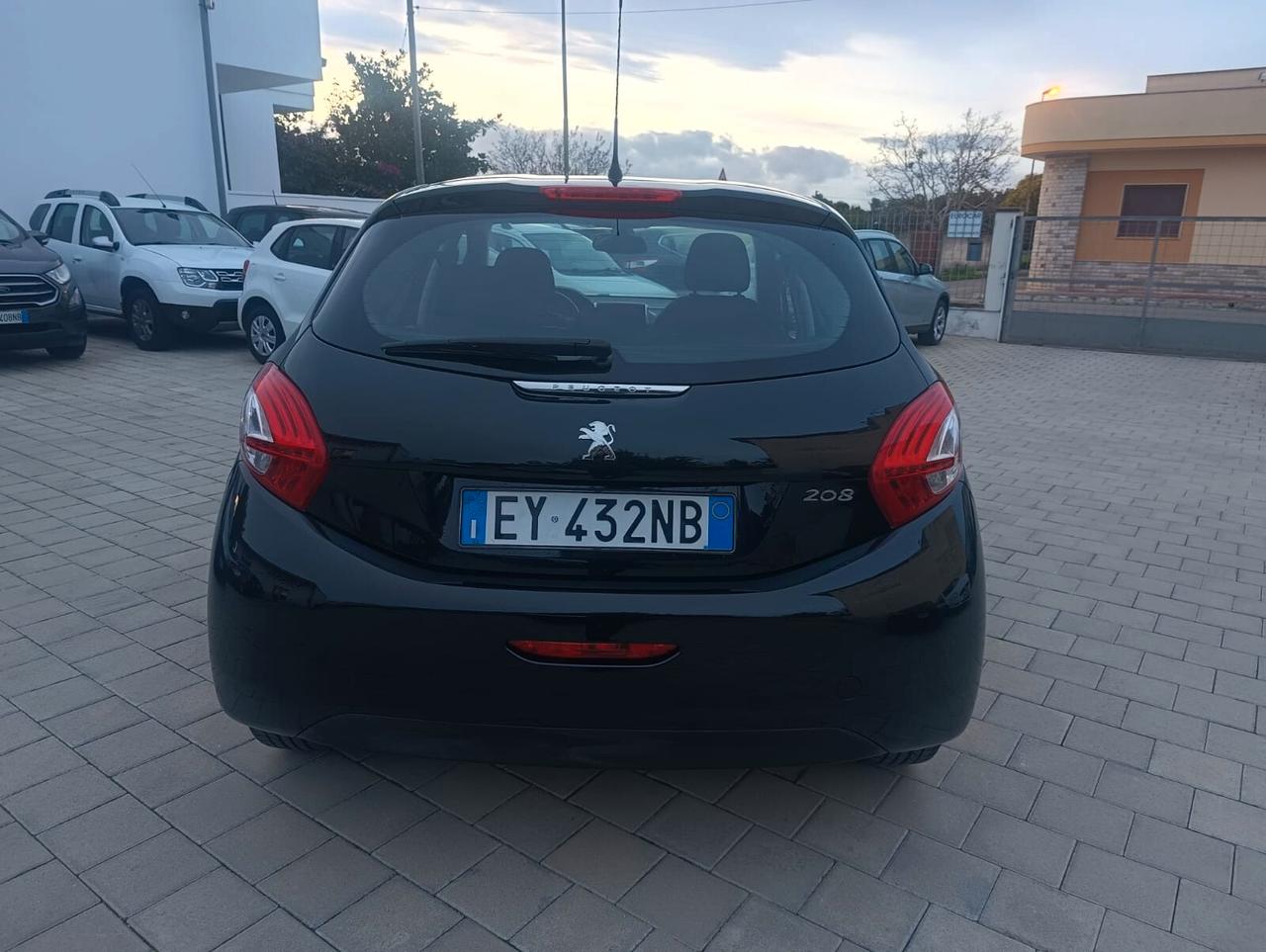 Peugeot 208 1.4 HDi Allure - anno 2015