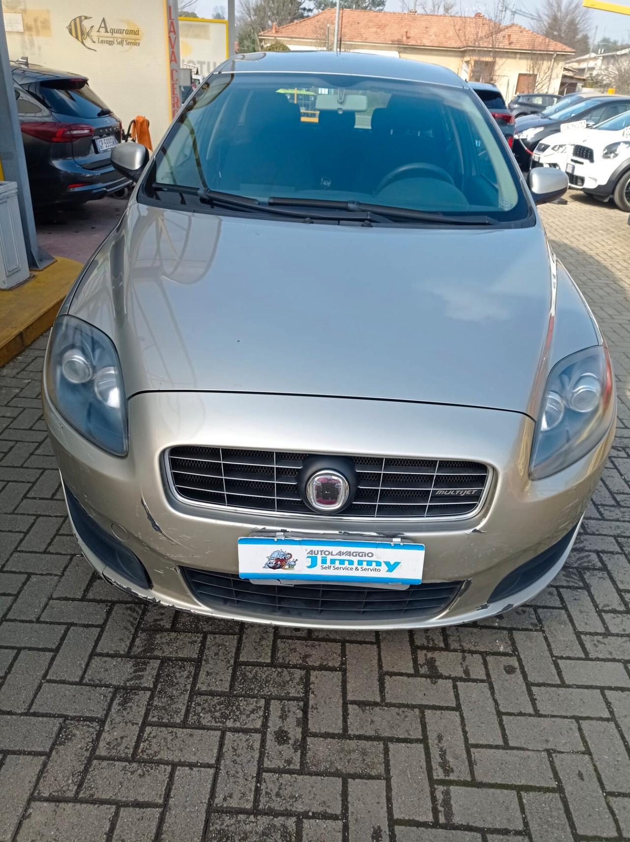 Fiat Croma 1.9 Multijet Emotion