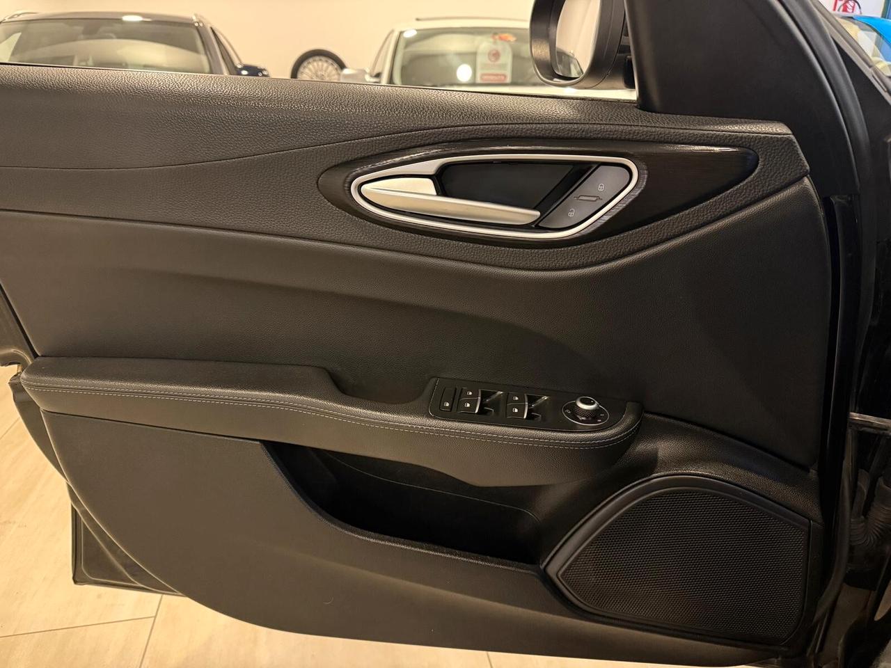 Alfa Romeo Giulia 2.2 Turbodiesel 136 CV Business