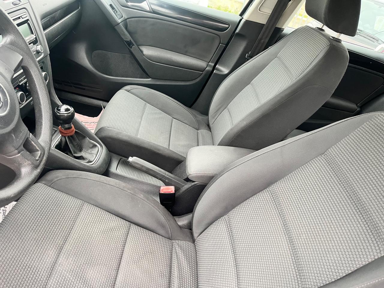 Volkswagen Golf 1.6 TDI DPF 5p.