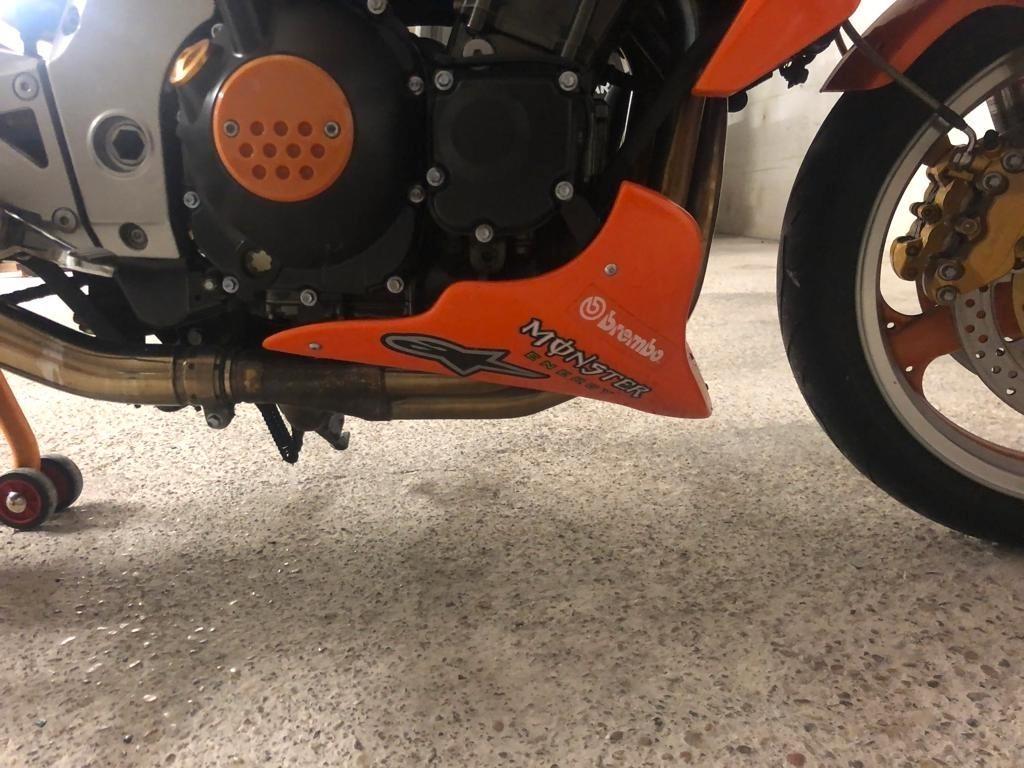 Kawasaki Z 1000 orange