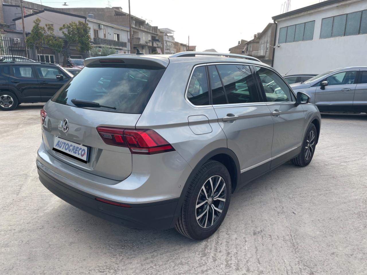 Volkswagen Tiguan 2.0 TDI SCR DSG Business BlueMotion Technology