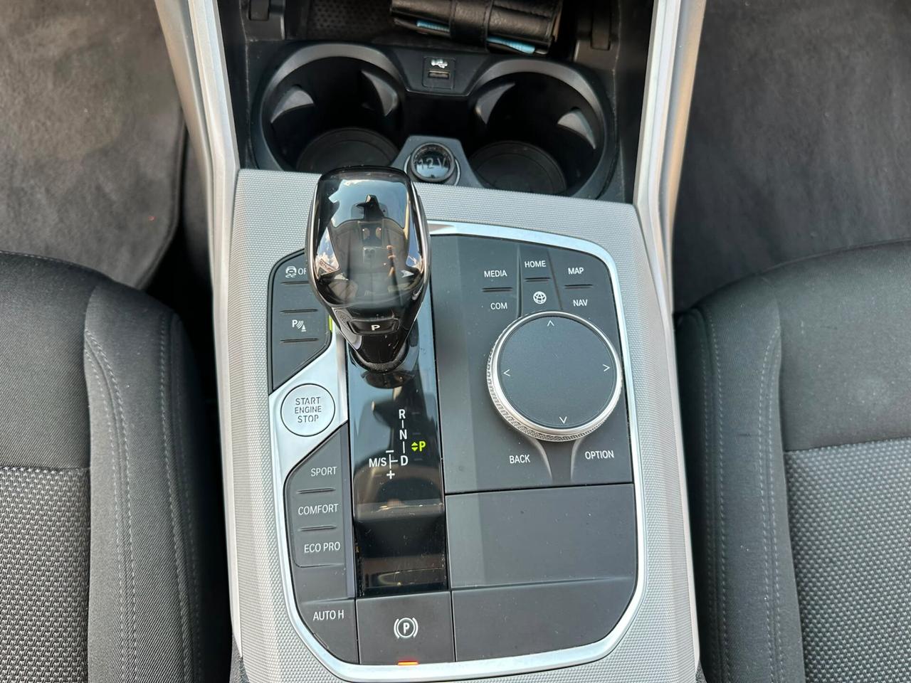 Bmw 318d 48V Touring Business Advantage