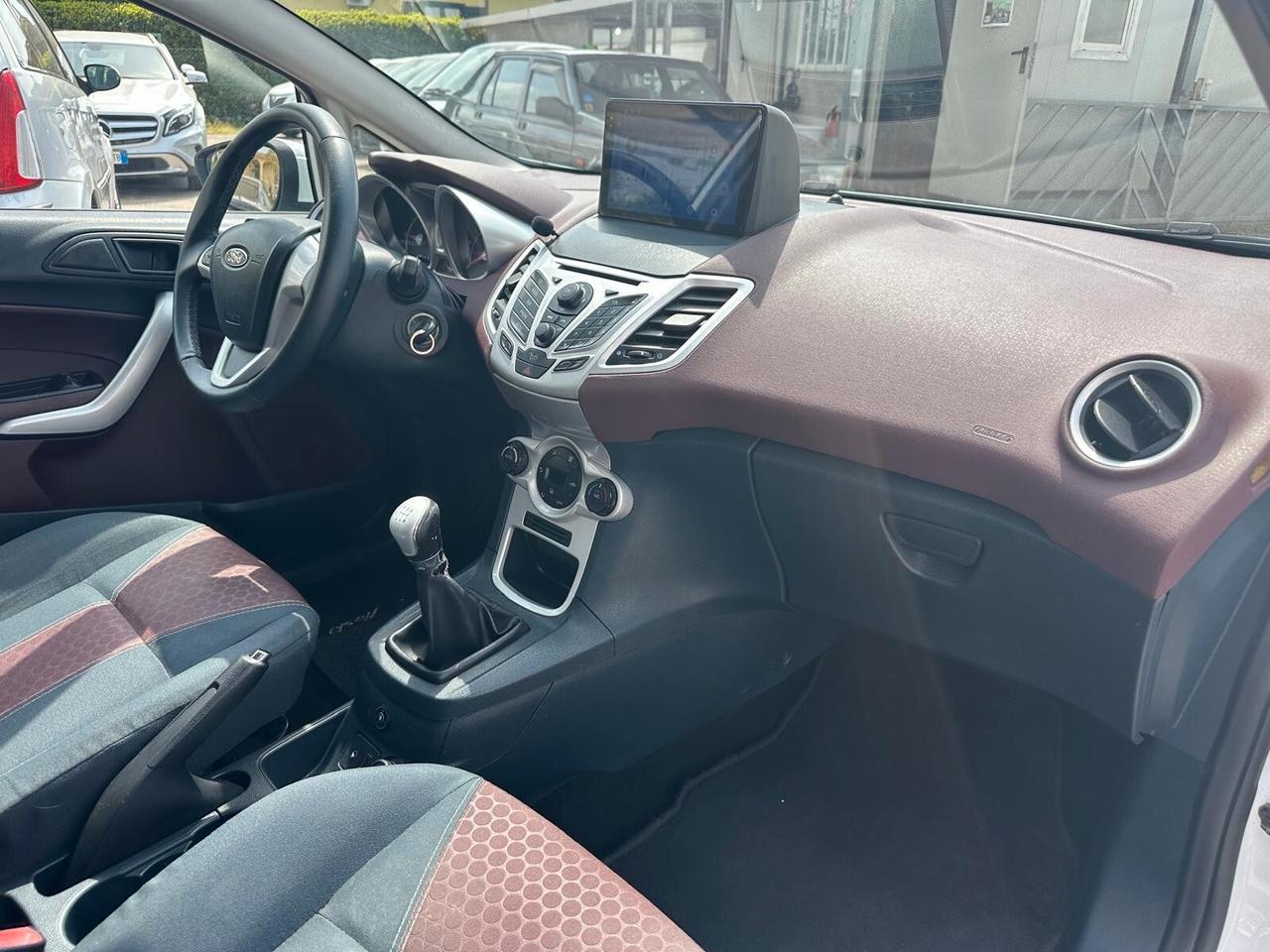 Ford Fiesta 1.4 Benzina/GPL