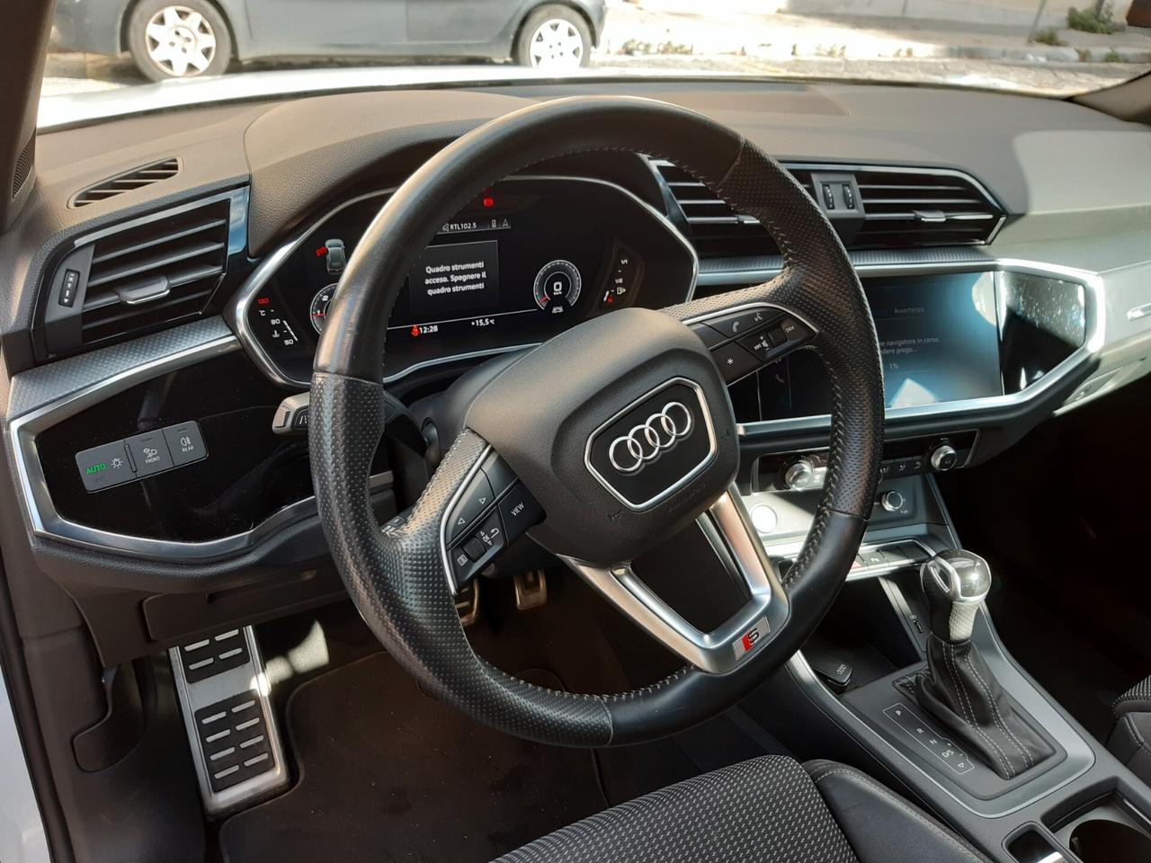 Audi Q3 35 TDI S tronic S line edition