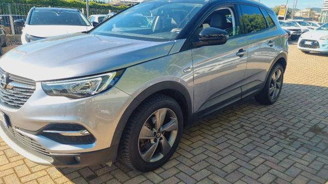 OPEL Grandland X 1.5 diesel Ecotec aut. Business Elegance