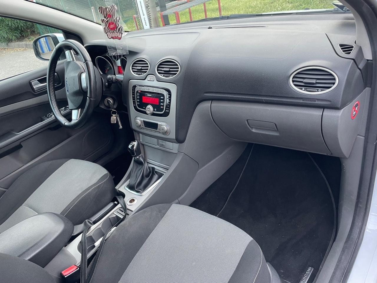 Ford Focus 1.6 TDCi titanum anno 2011 pronta uso