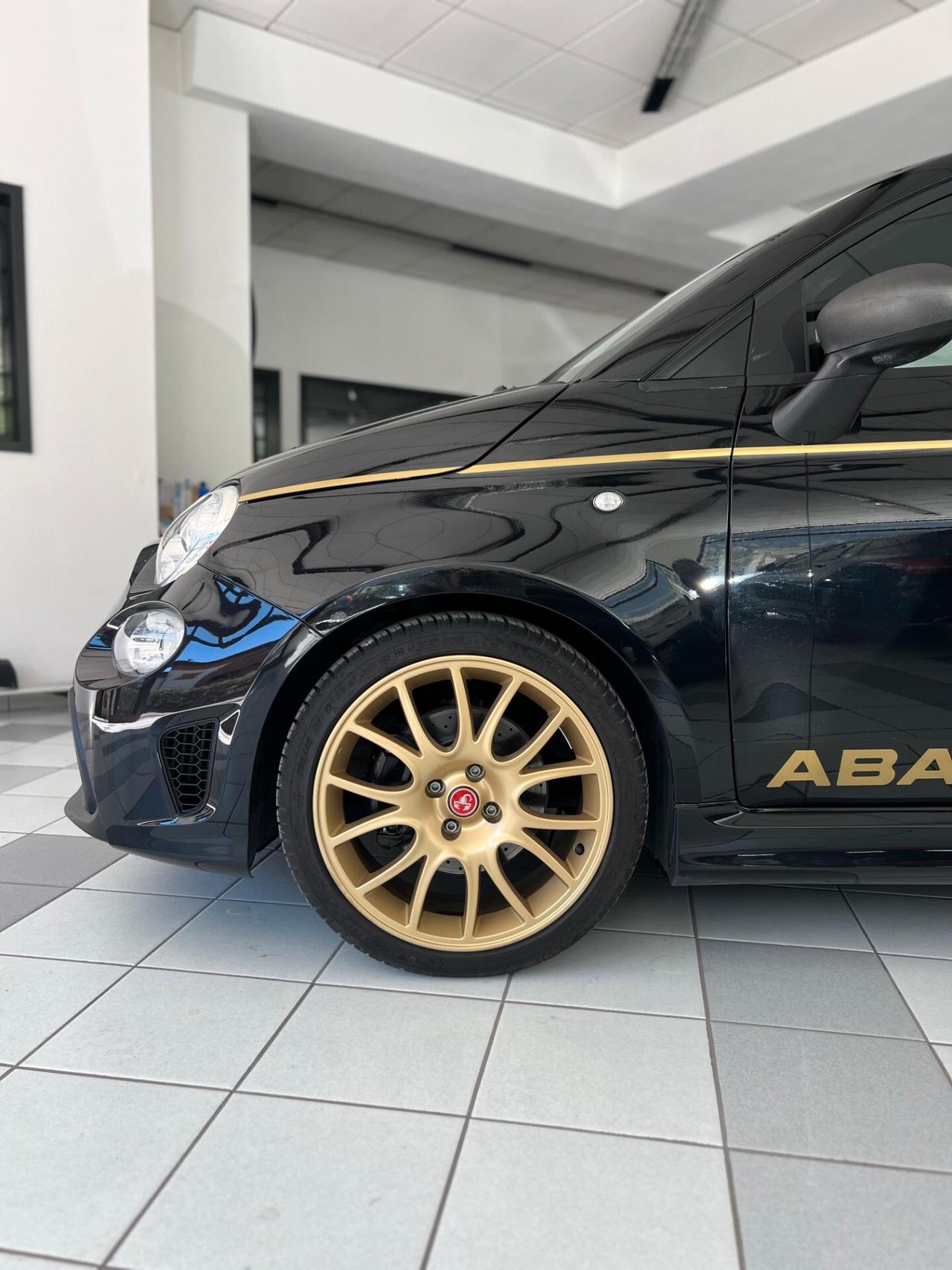 Abarth 595 1.4 Turbo T-Jet 165 CV Scorpioneoro
