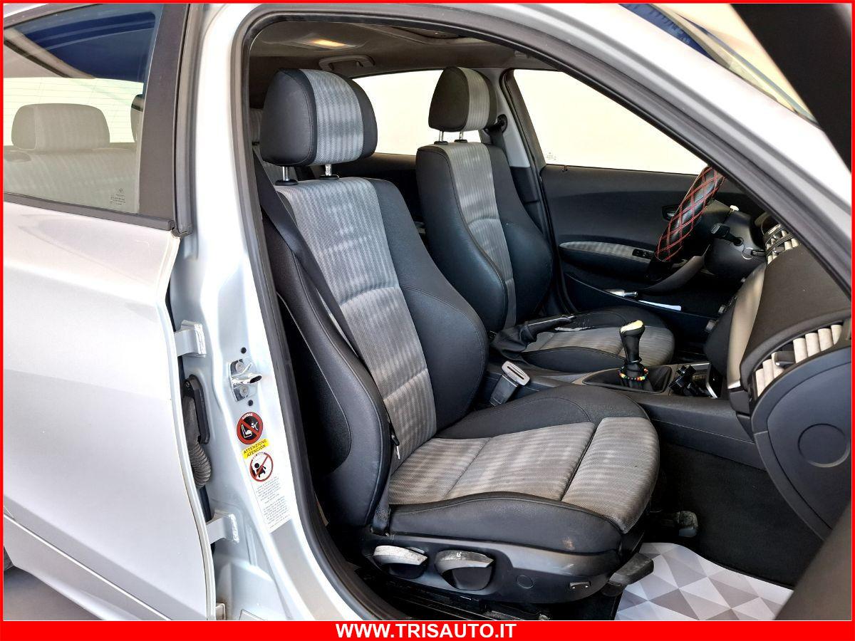 BMW 120d 2.0 Attiva (TETTUCCIO APRIBILE)