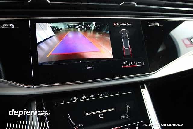 Audi Q8 50 TDI quattro tiptronic Sport -MHEV