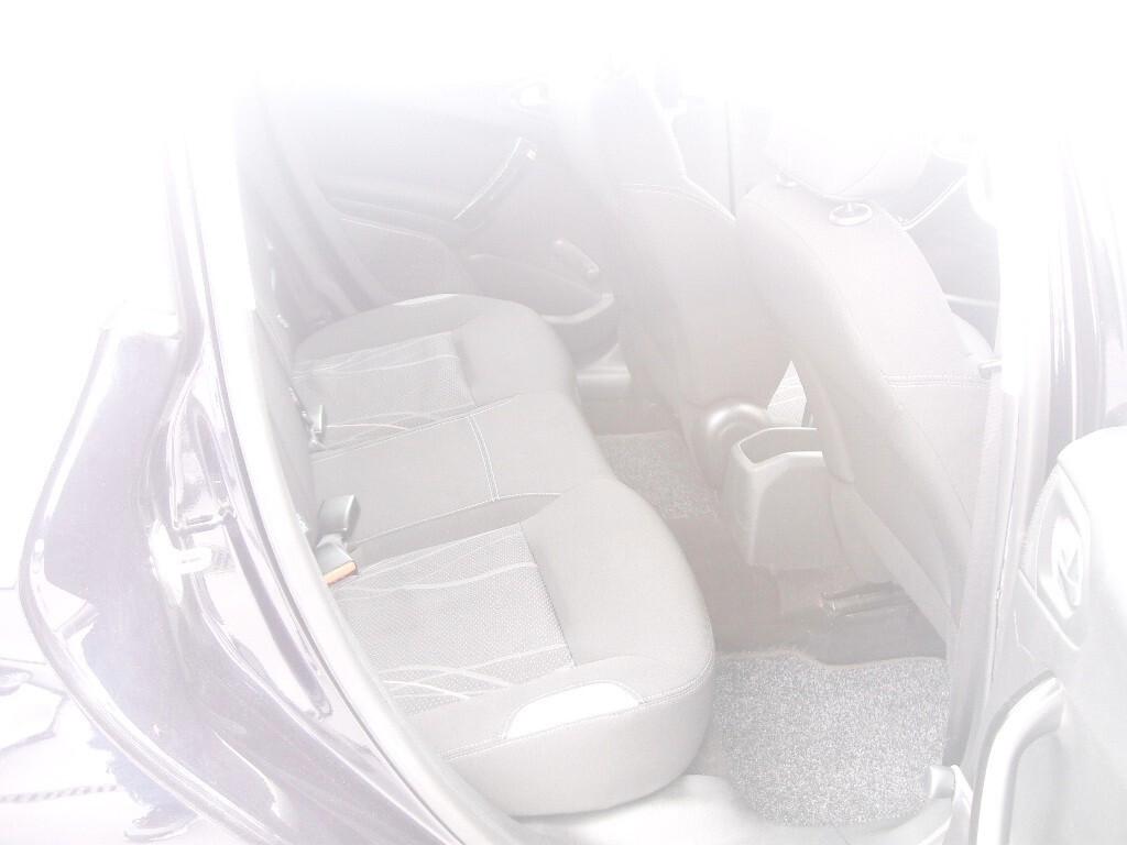 Peugeot 208 1.4 HDi 68 CV 5 porte - 2015
