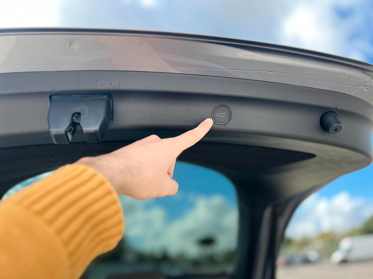 Tesla Model Y Performance AWD