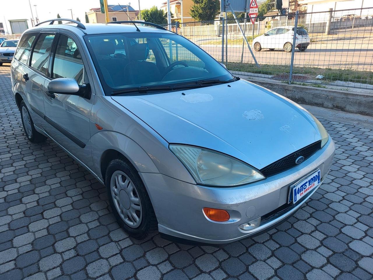 FORD FOCUS 1.8 TD 90 CV SW FAMILIARE