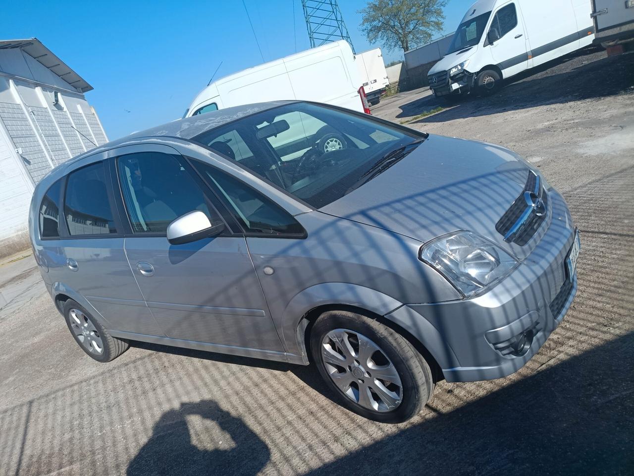 Opel Meriva 1.3 CDTI ecoFLEX Cosmo