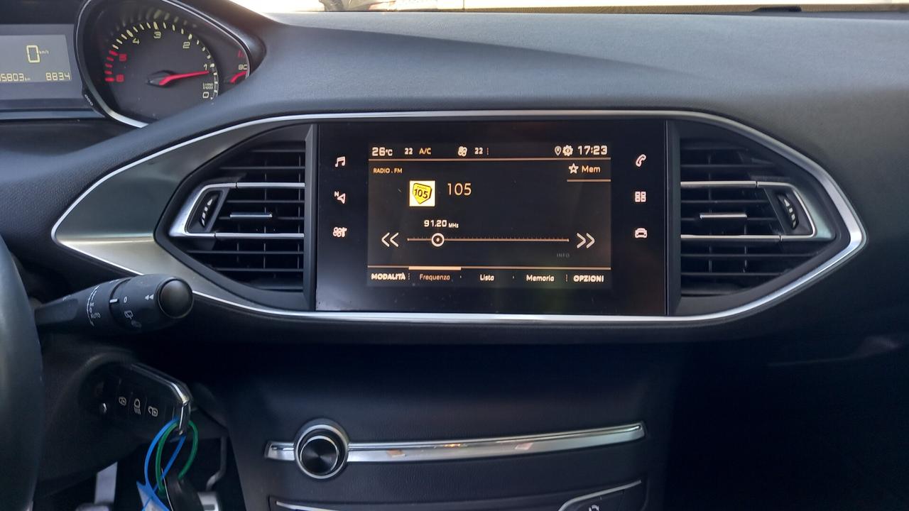 Peugeot 308 BlueHDi 100 S&S SW Style
