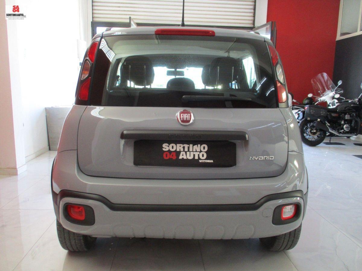 FIAT Panda 1.0 S&S Hybrid City Cross-2021 KM60000