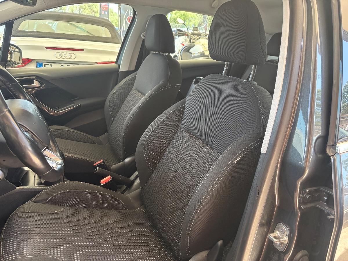 PEUGEOT - 208 - 1.2 VTi 82 CV 5p. Allure
