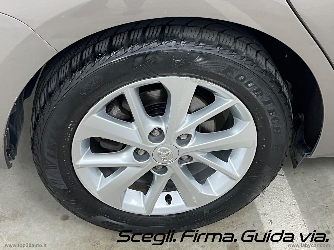 TOYOTA Auris STATION VAGON 5 PORTE 1.4D Active CONSUMI MOLTO BASSI