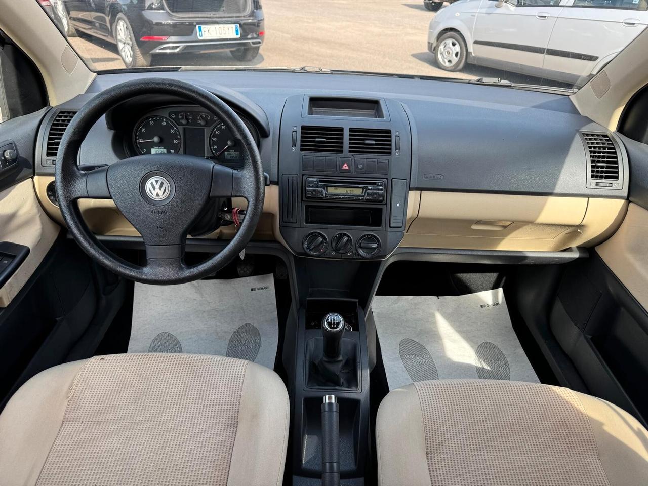 Volkswagen Polo 1.2 BENZ 5P COMFOTLINE 2007